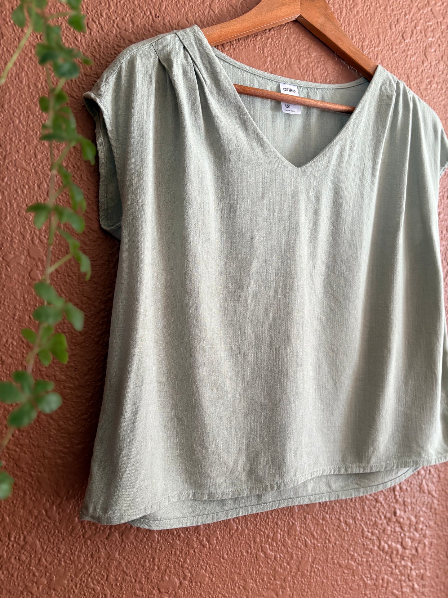 Preloved | Pale Green Tee