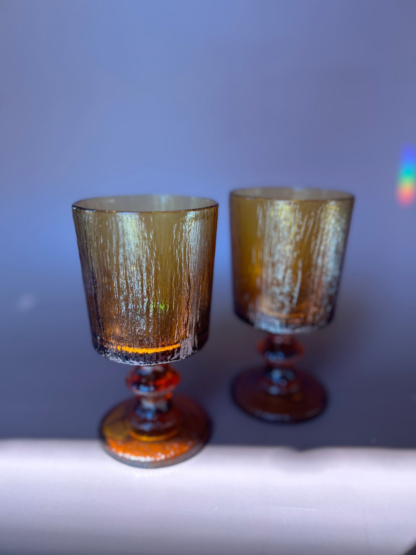 Vintage | Amber Bark Wine Glasses