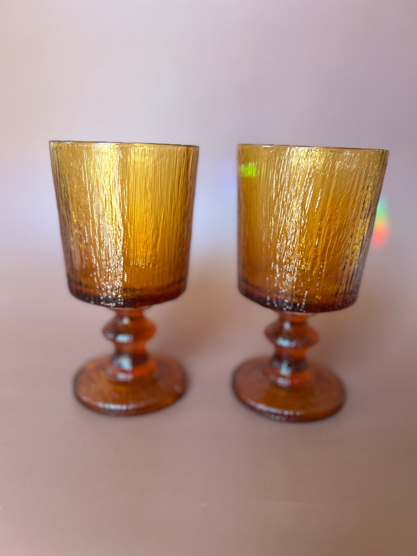 Vintage | Amber Bark Wine Glasses