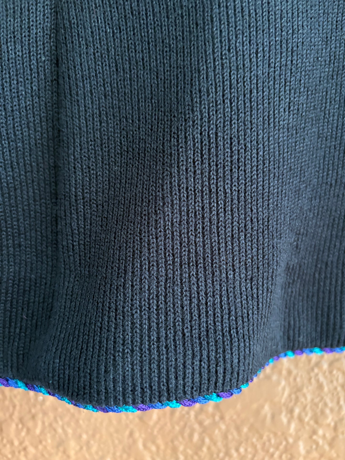 Vintage |  Knit Embroidered Button Up