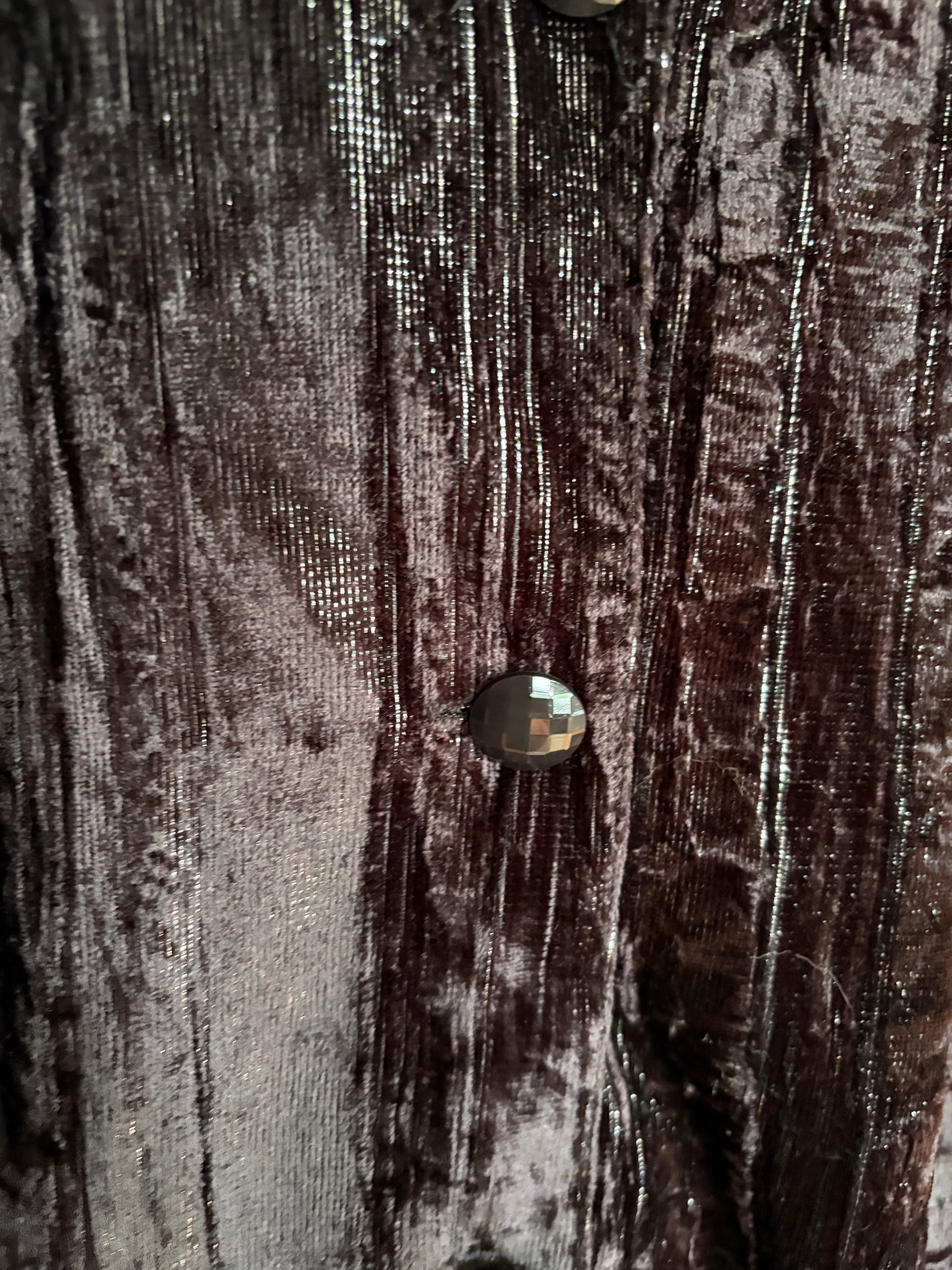 Vintage |  Velvet Crop