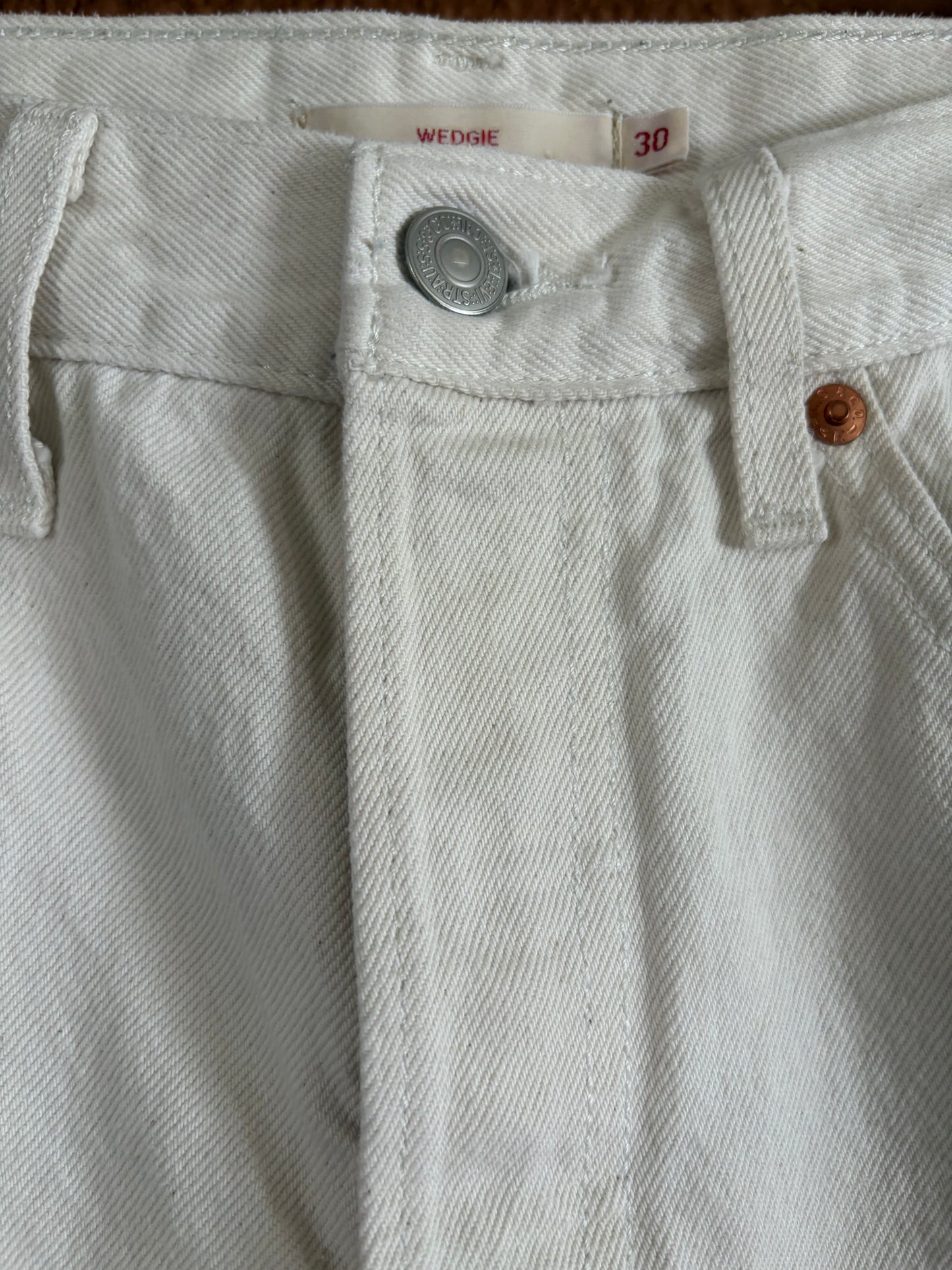 Preloved | Levis Cream 30