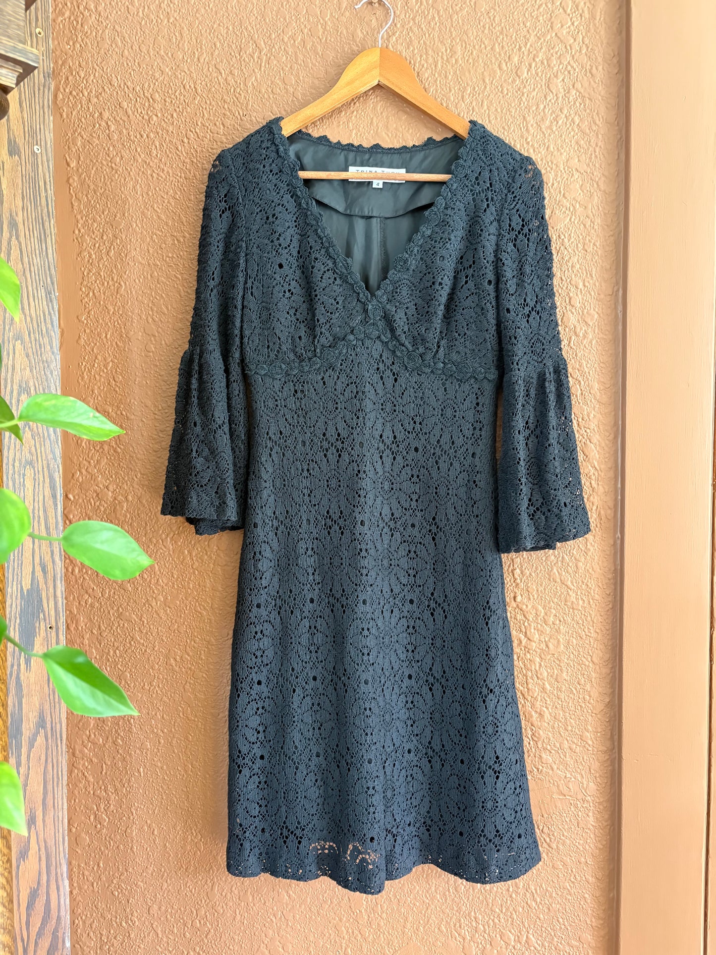 Preloved |  Crochet Dress