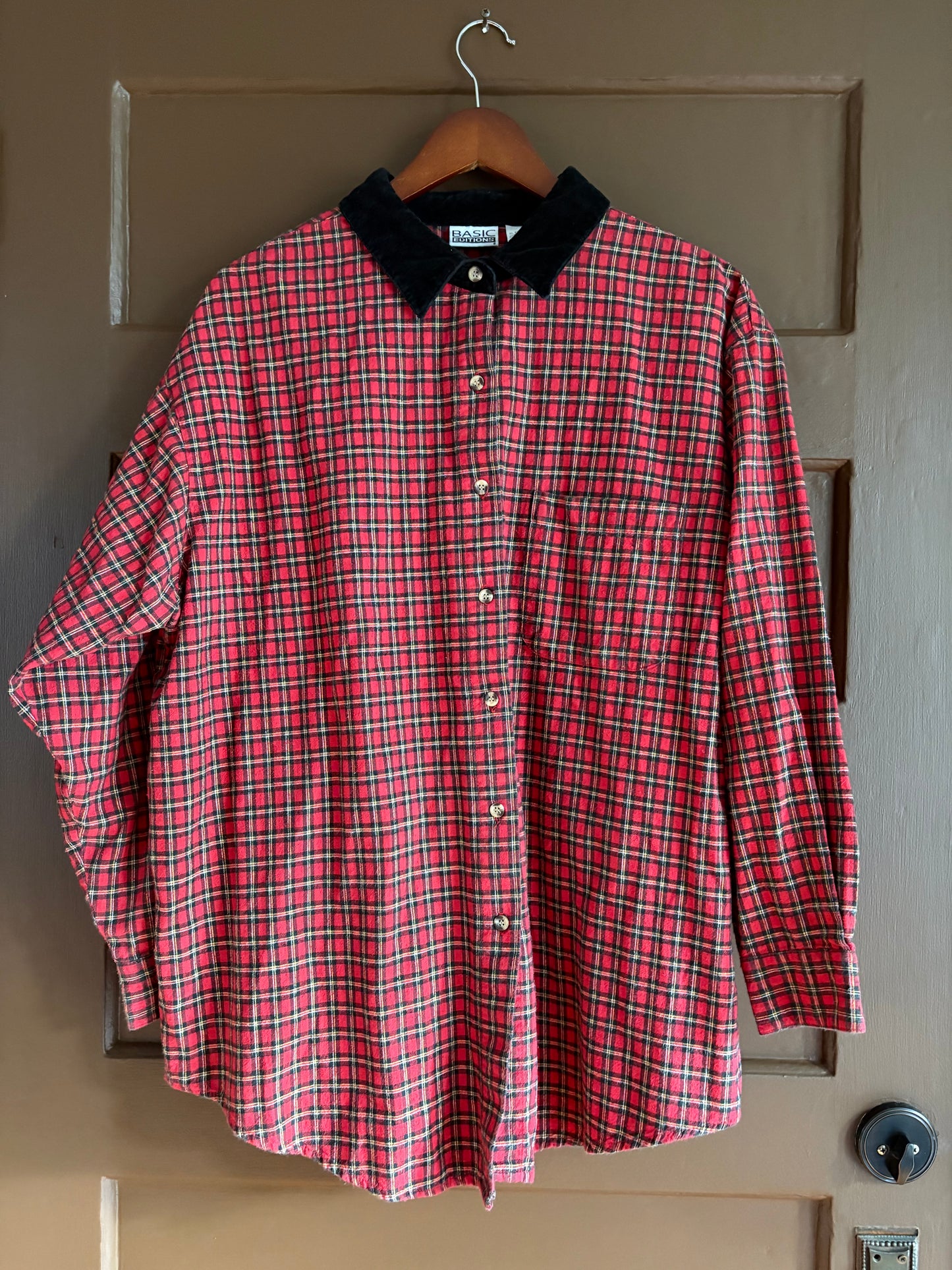 Vintage |  Plaid Button Up