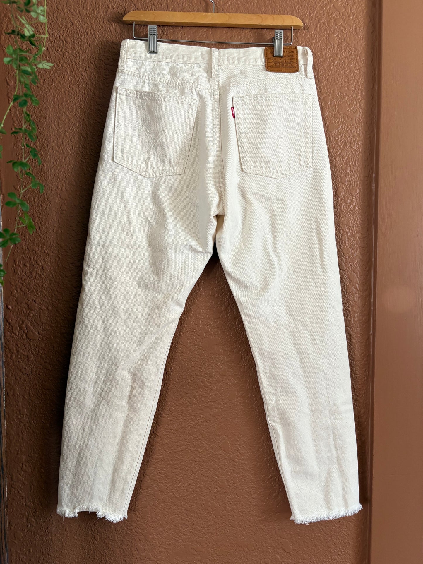 Preloved | Levis Cream 30