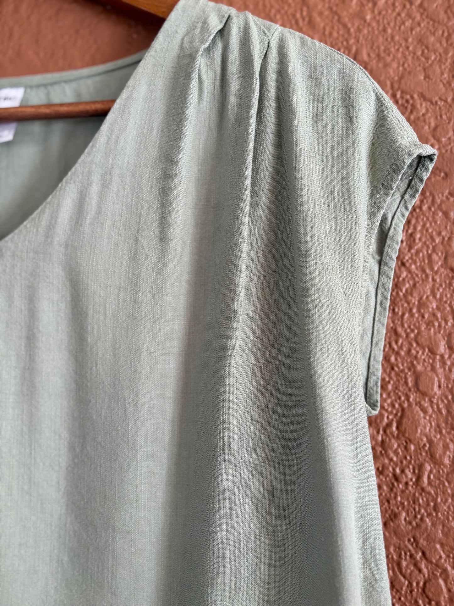 Preloved | Pale Green Tee