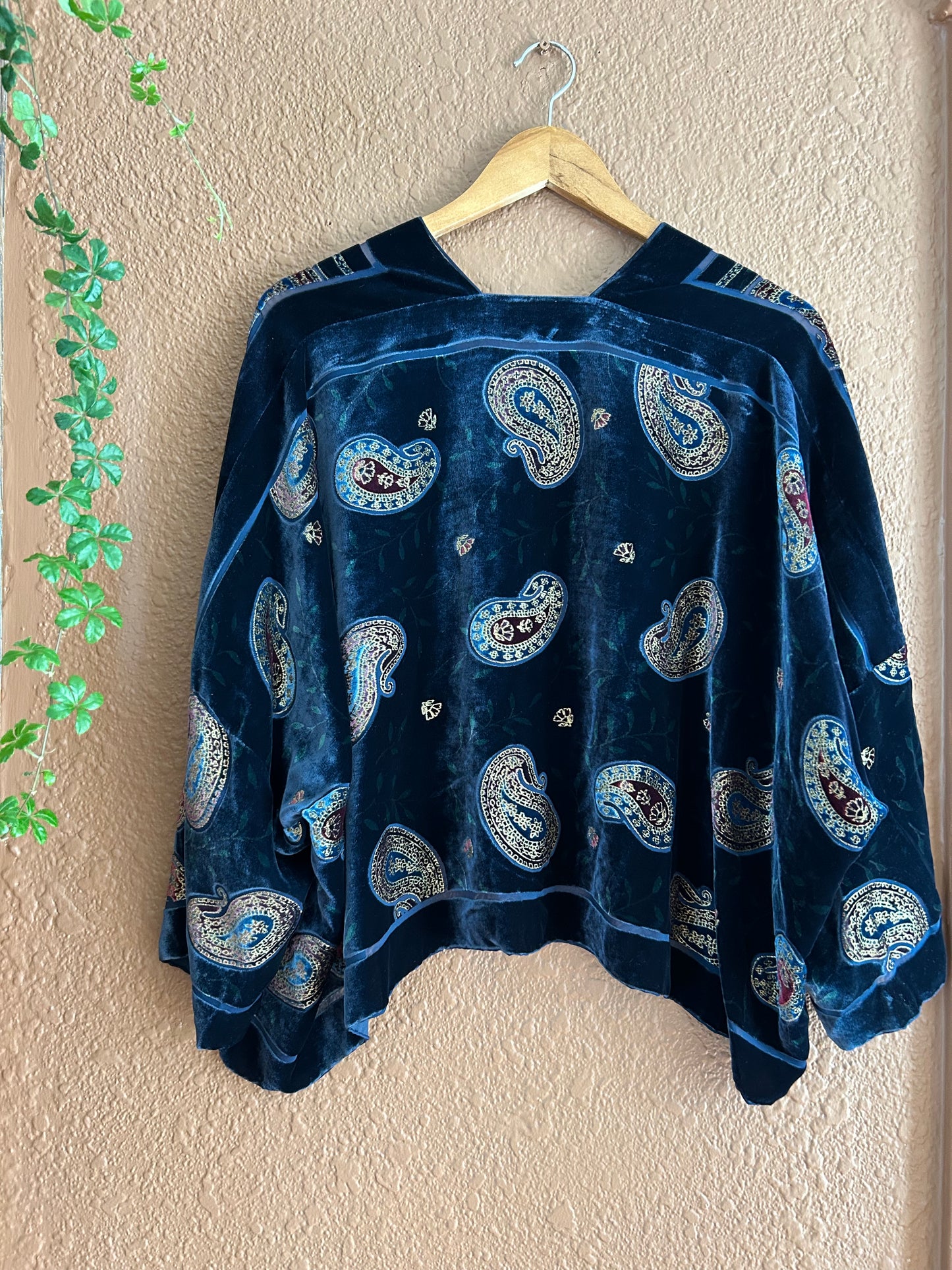 Preloved | Midnight Blue Shrug