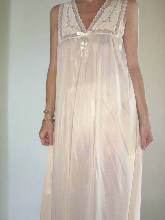 Vintage |  Embroidered Nightgown