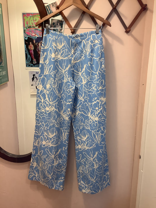 Preloved  |  Pants Blue & White Floral