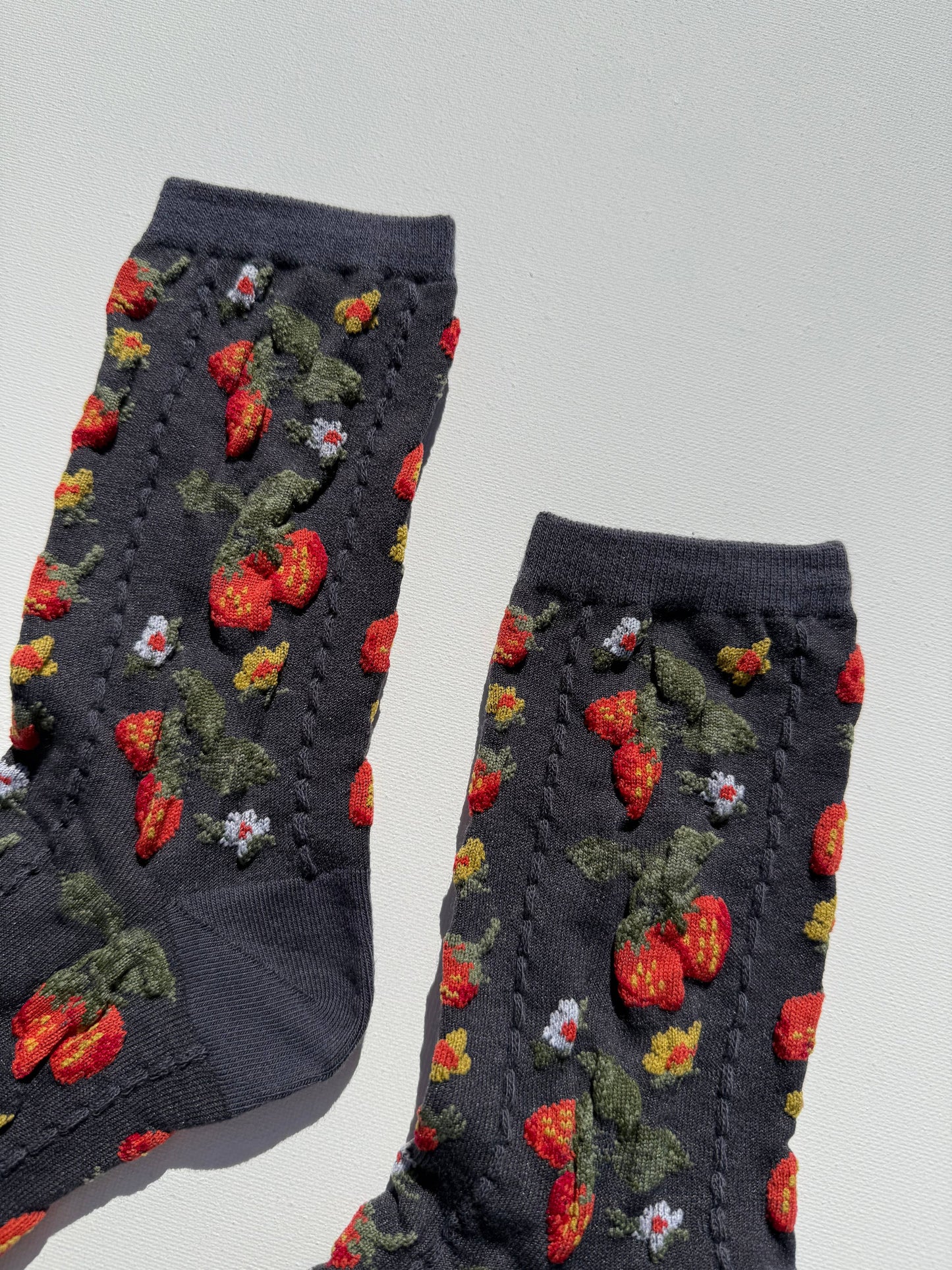 Socks | Strawberries Red coral
