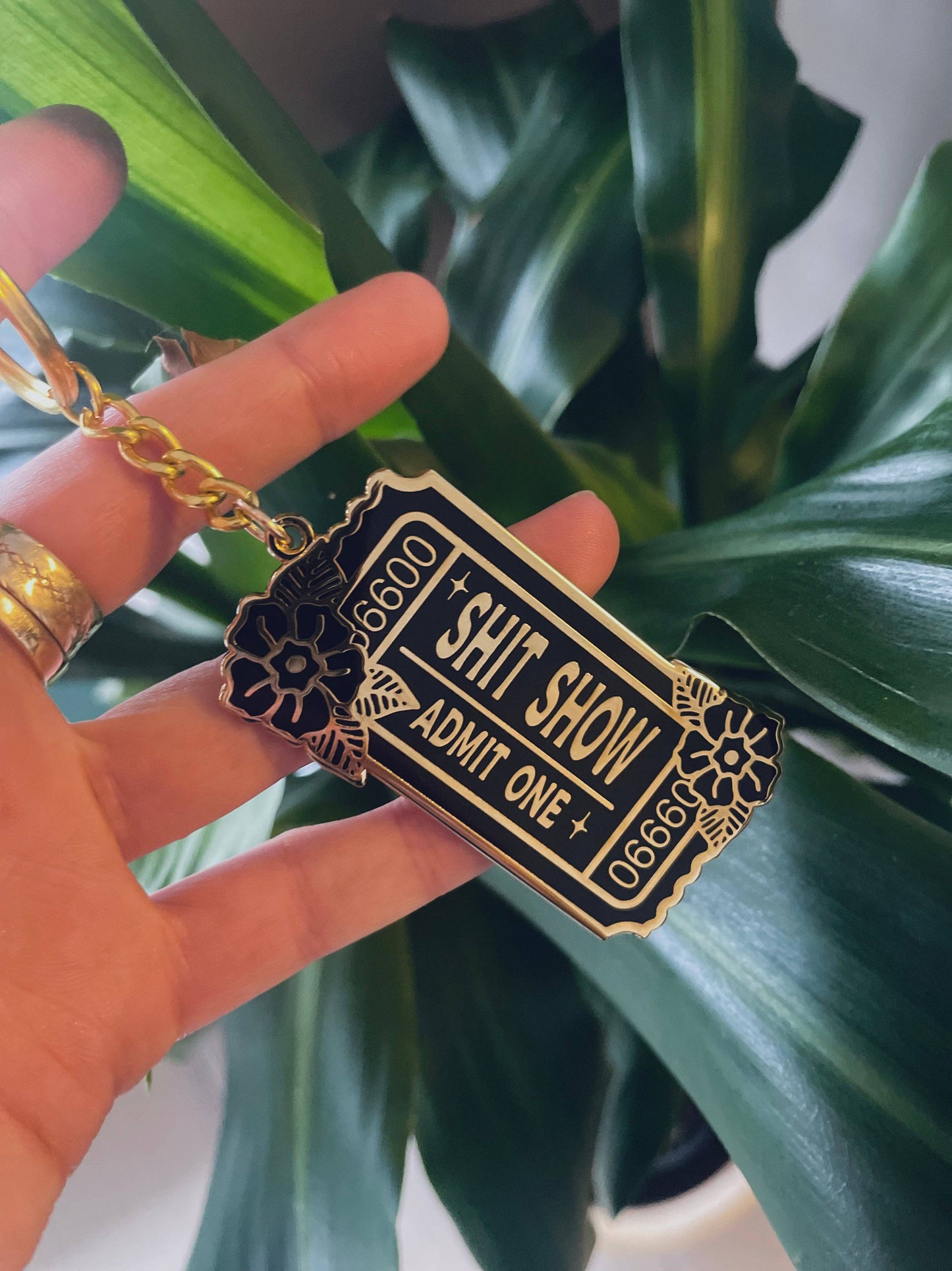 Keychain | Shit Show
