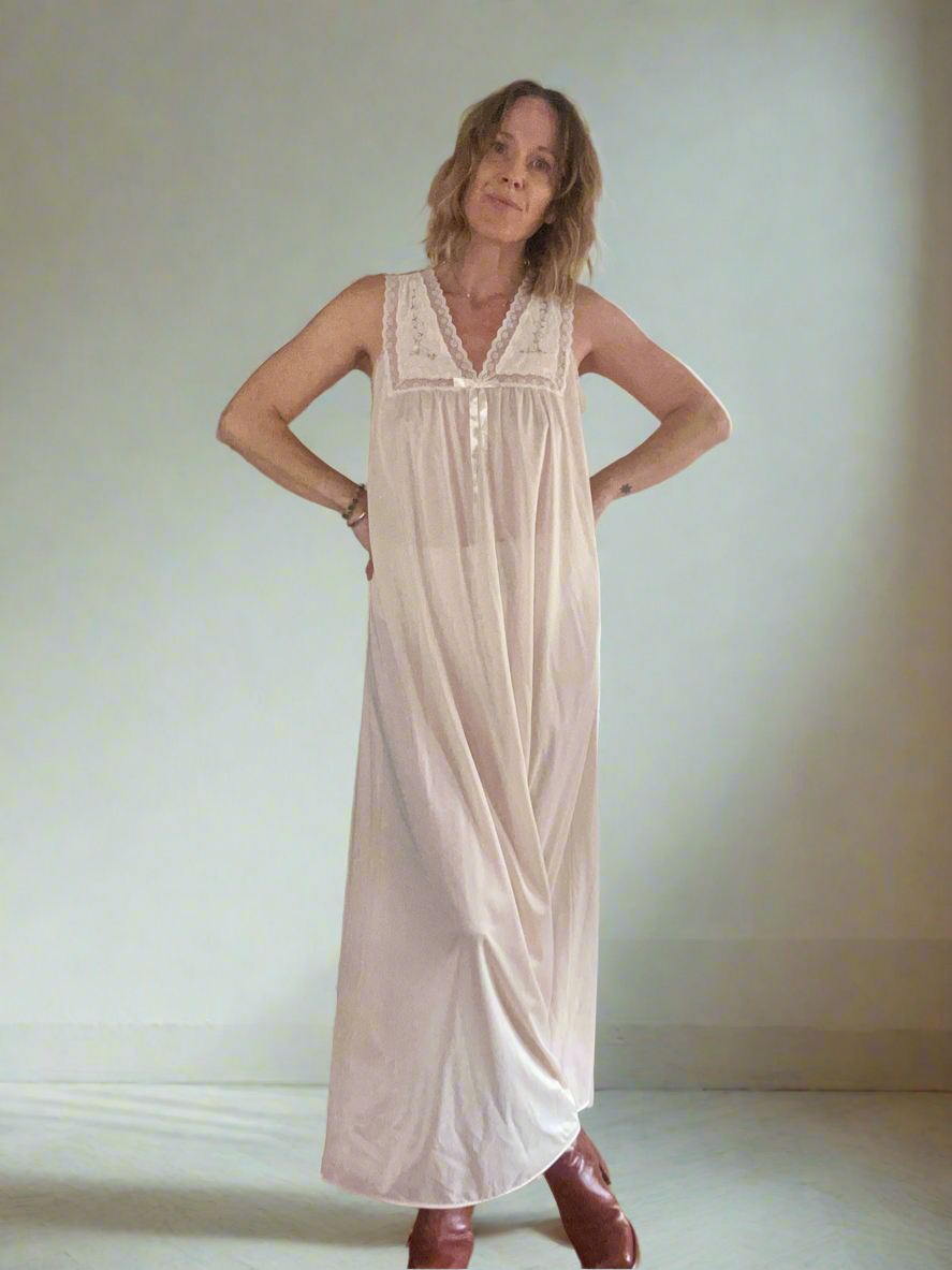 Vintage |  Embroidered Nightgown