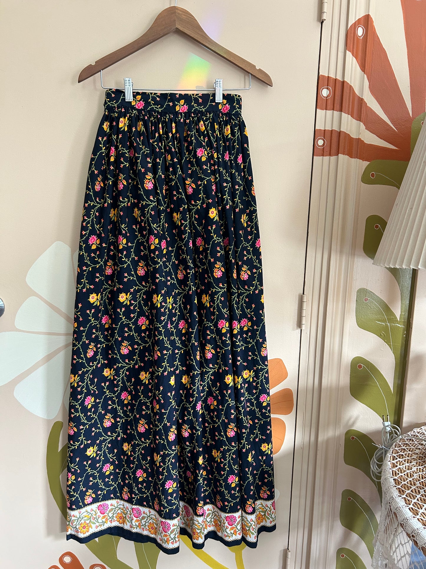 Vintage  |  Floral Skirt