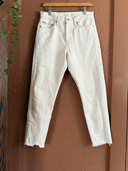 Preloved |  Levis Cream 28