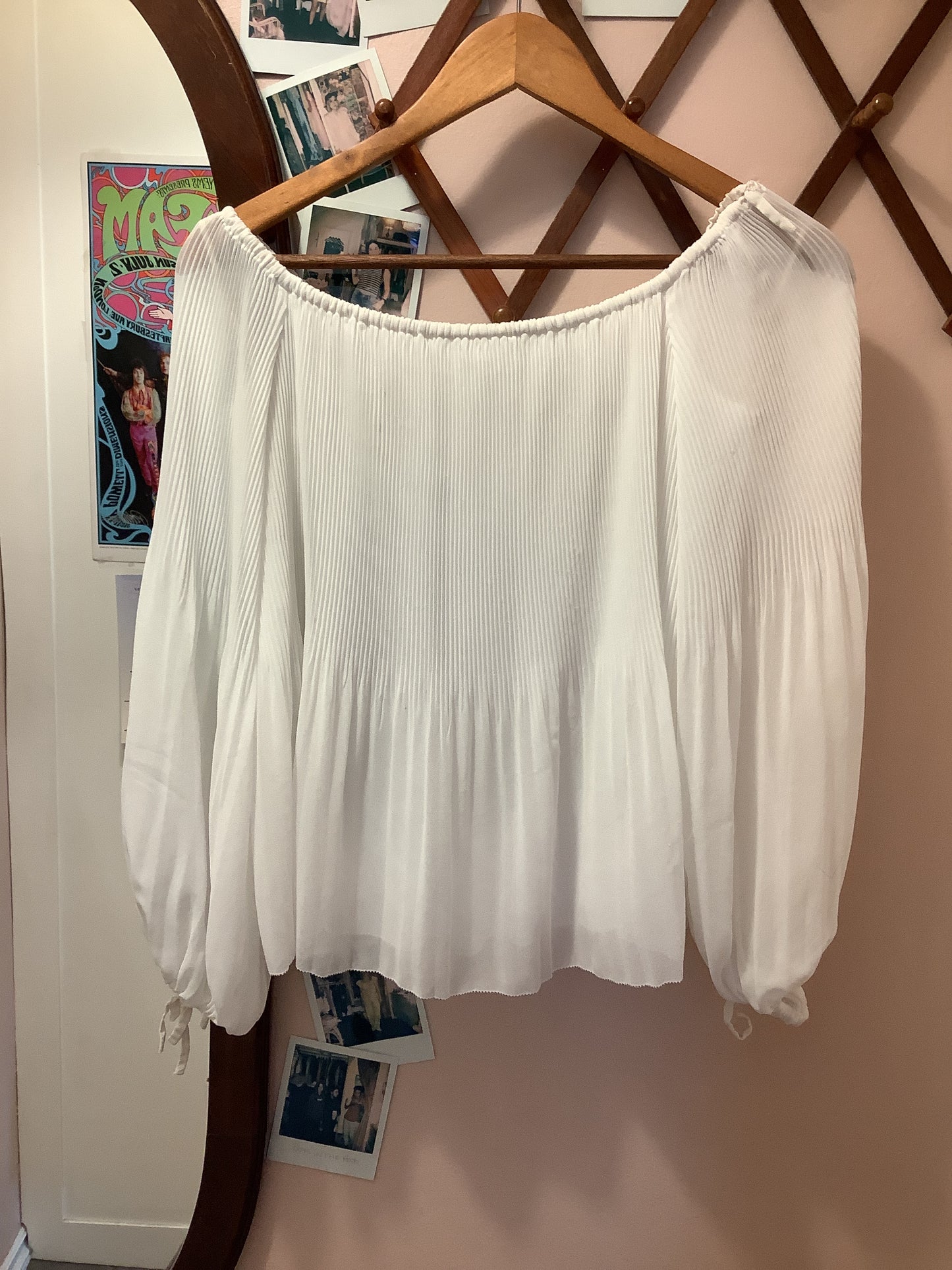 Preloved  |  White Peasant Blouse