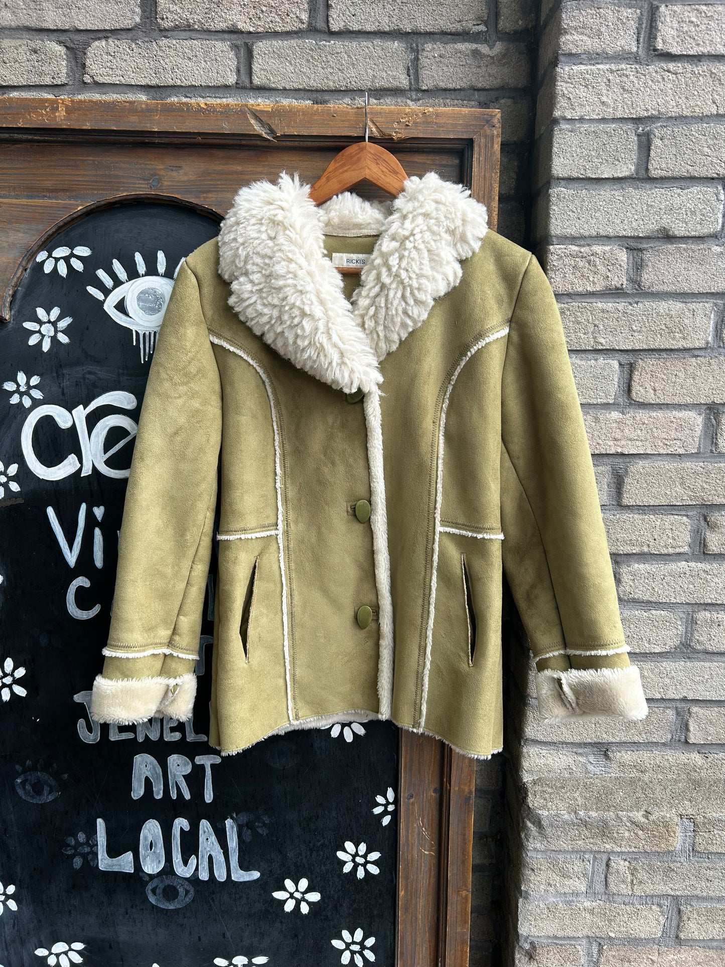 Vintage   |  Lime Faux Fur