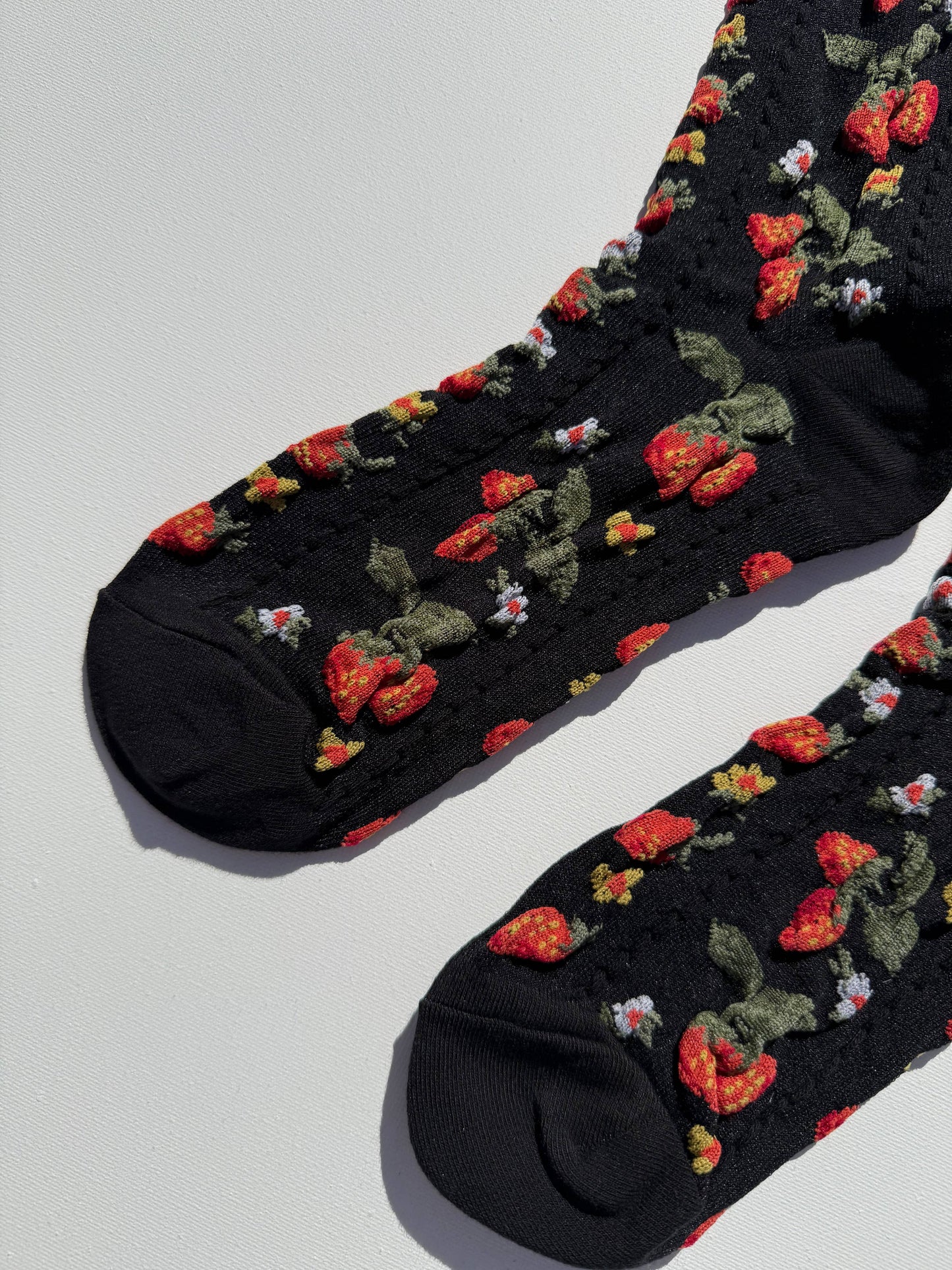 Socks | Strawberries Red coral