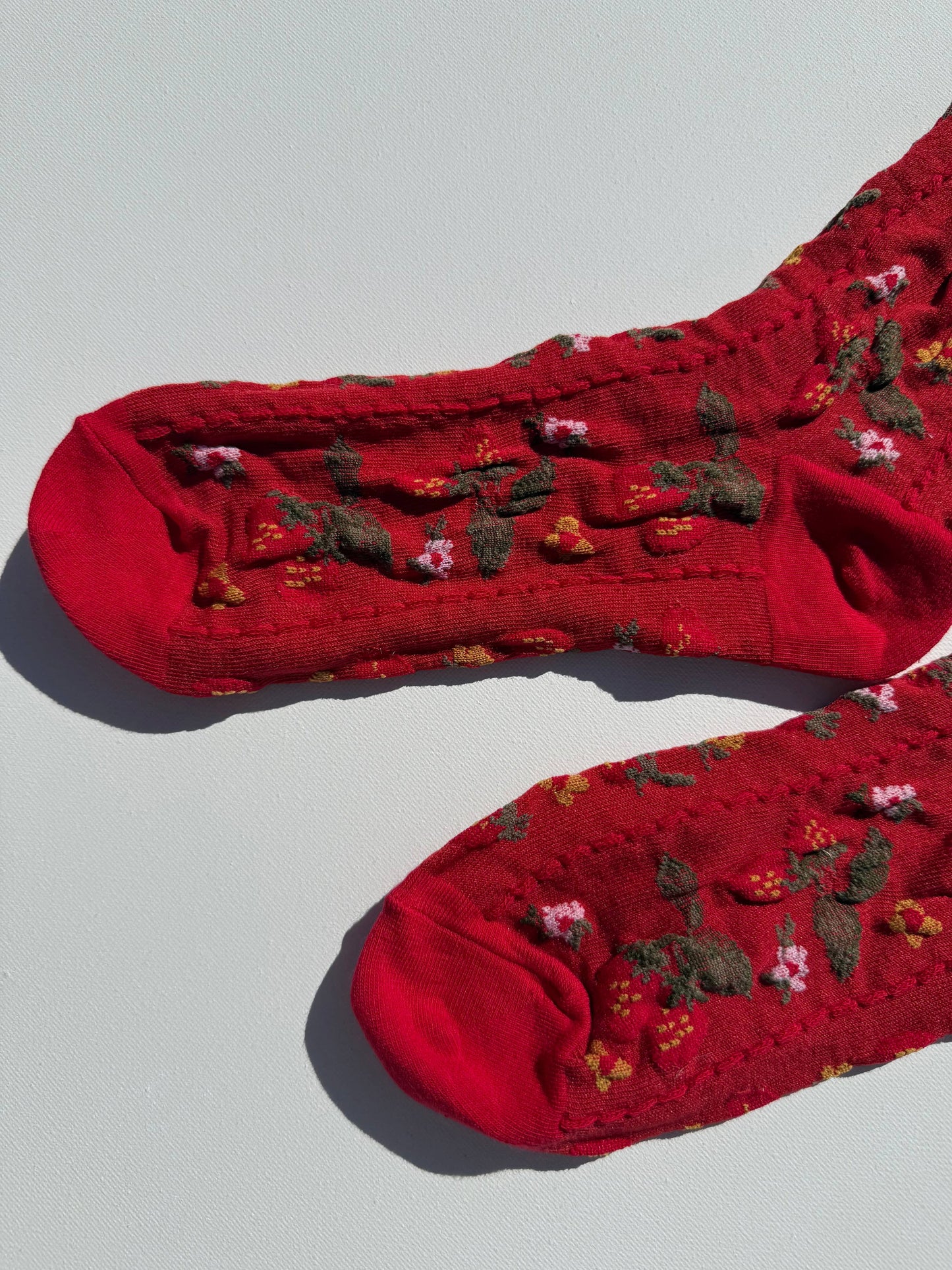 Socks | Strawberries Red coral